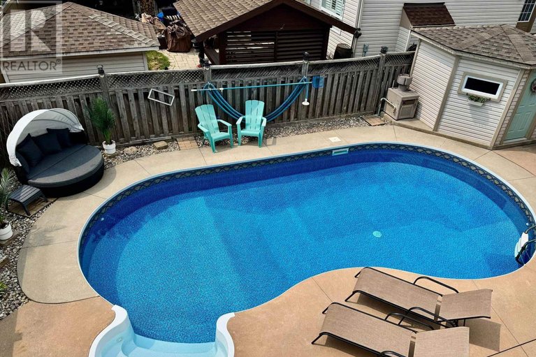 29518194/41-golders-green-lane/longfields/ottawa/ontario/K2J5G2_44