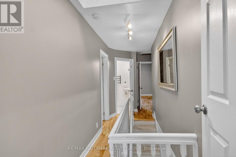 29423662/4-lower-charlotte-street/lower-town/ottawa/ontario/K1N8K1_19