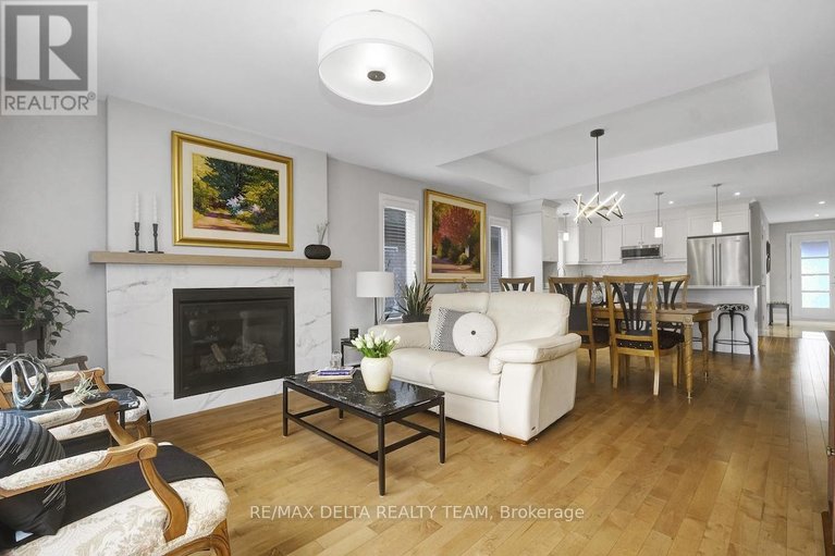 29474094/715-azure-street/village-of-russell/russell/ontario/K4R0E5_18