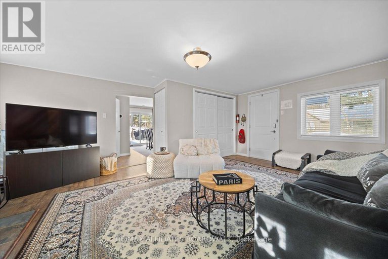 28310182/191-macmillan-lane/constance-bay/ottawa/ontario/K0A3M0_8