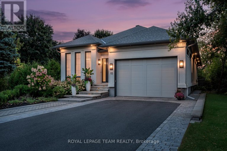 29003198/10-leaver-avenue/city-viewskylinefisher-heightsparkwood-hills/ottawa/ontario/K2E5P6_1