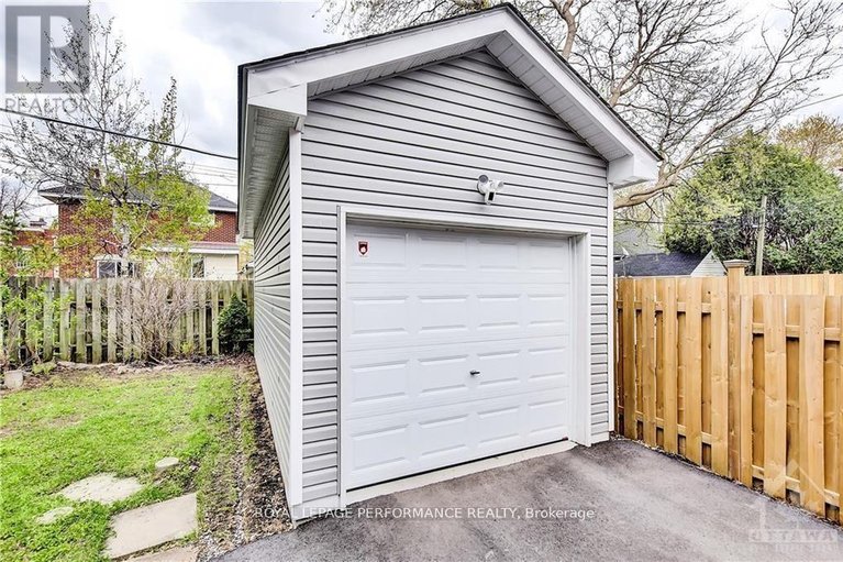 29623678/48-hawthorne-avenue/ottawa-east/ottawa/ontario/K1S0B1_23
