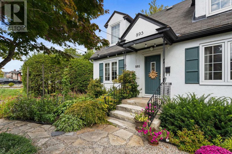28932809/895-dundee-avenue/queensway-terrace-north/ottawa/ontario/K2B5T2_7