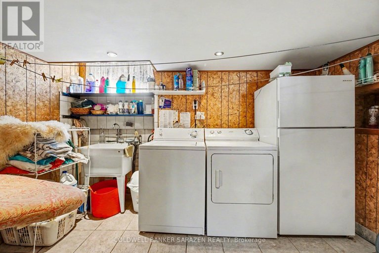 29587859/1306-hanbury-street/bel-air-heights/ottawa/ontario/K2C2M2_13