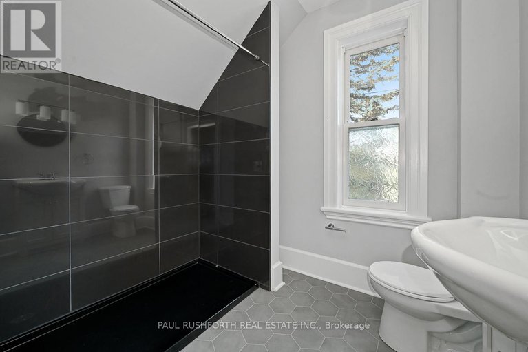 29023592/88-owen-street/lanark-highlands-lanark-village/lanark-highlands/ontario/K0G1K0_18