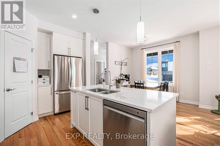 27952222/617-fisher-street/north-grenville-twp-kemptville-south/north-grenville/ontario/K0G1J0_8
