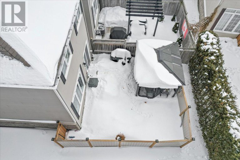 29428180/589-pepperville-crescent/emerald-meadowstrailwest/ottawa/ontario/K2M0E7_41