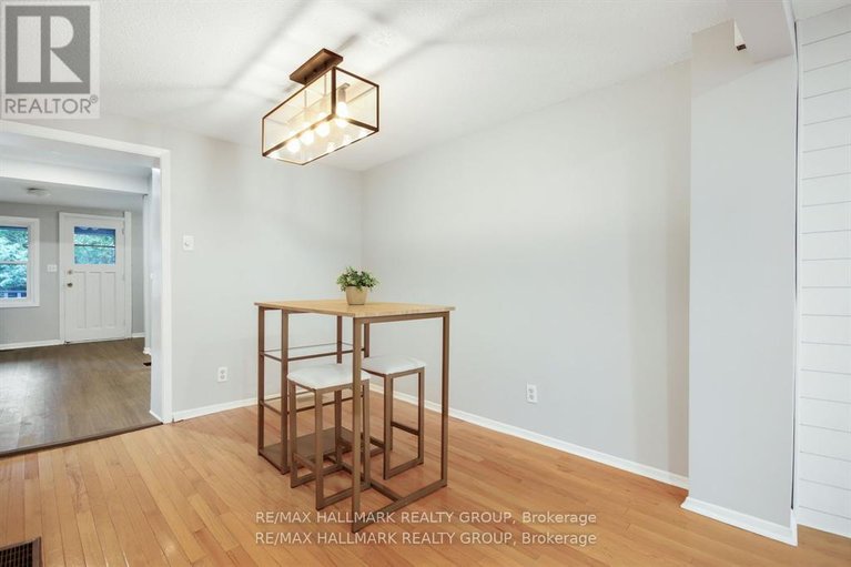 29485504/231-st-andrew-street/lower-townbyward-market/ottawa/ontario/K1N5G5_14