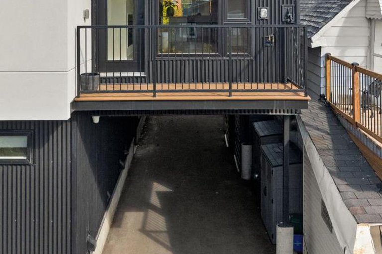 29318480/c-238-lebreton-street-n/west-centre-town/ottawa/ontario/K1R7J3_45