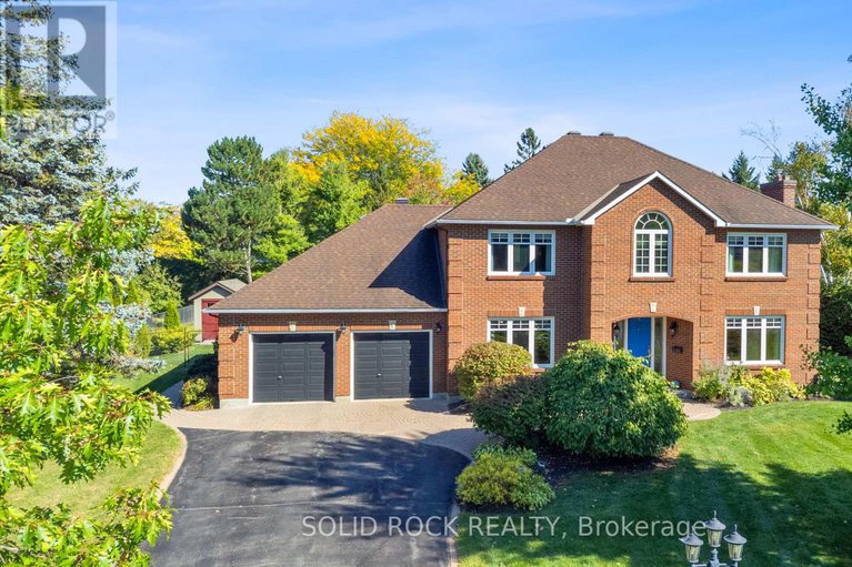 28931406/5569-whitewood-avenue/manotick-village-manotick-estates/ottawa/ontario/K4M1E1_1