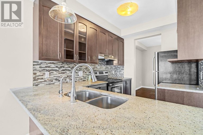 28376167/910-caldermill-private-w/stonebridge/ottawa/ontario/K2J0Z7_12