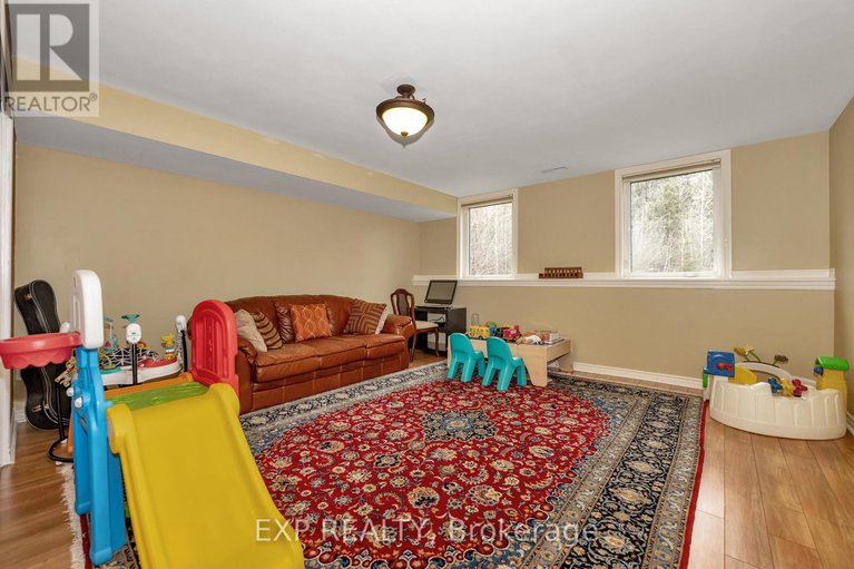 28473825/104-sentinel-pine-way/huntley-ward-south-east/ottawa/ontario/K0A1L0_34