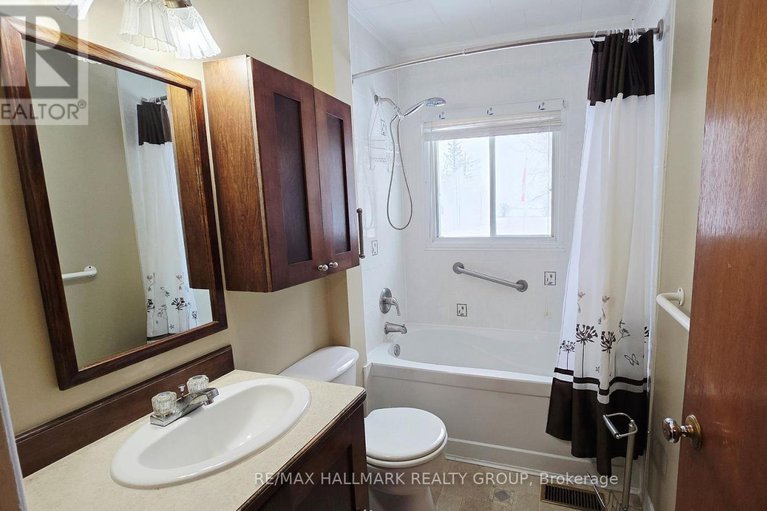 29183294/3427-john-shaw-road/fitzroy-ward-south-east/ottawa/ontario/K0A2H0_18