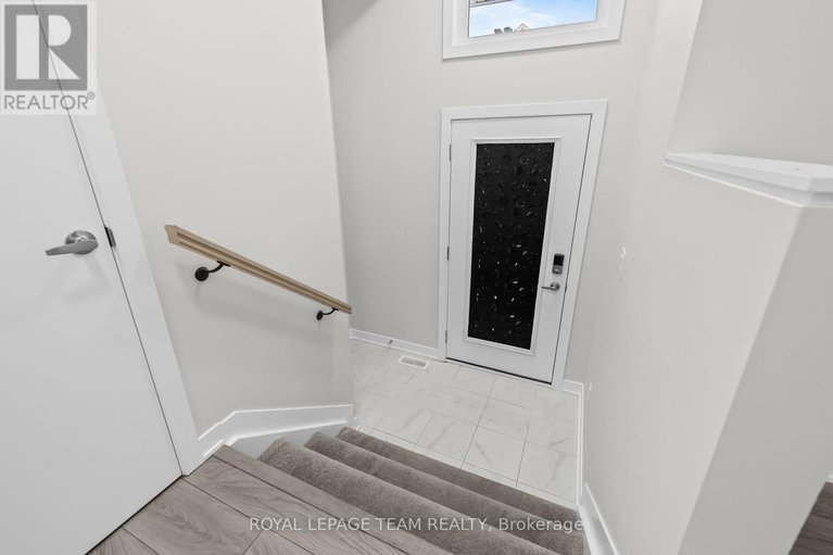 29258989/335-catsfoot-walk/half-moon-bay/ottawa/ontario/K2J7G9_2