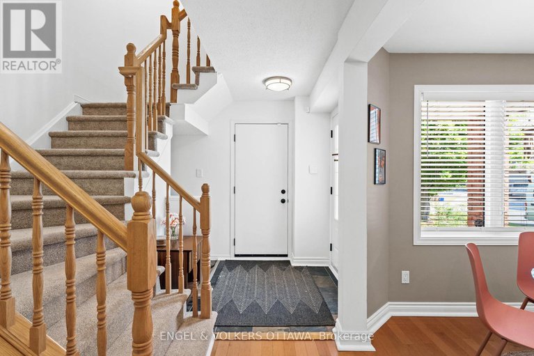 28507549/68-thornbury-crescent/centrepointe/ottawa/ontario/K2G6C4_5