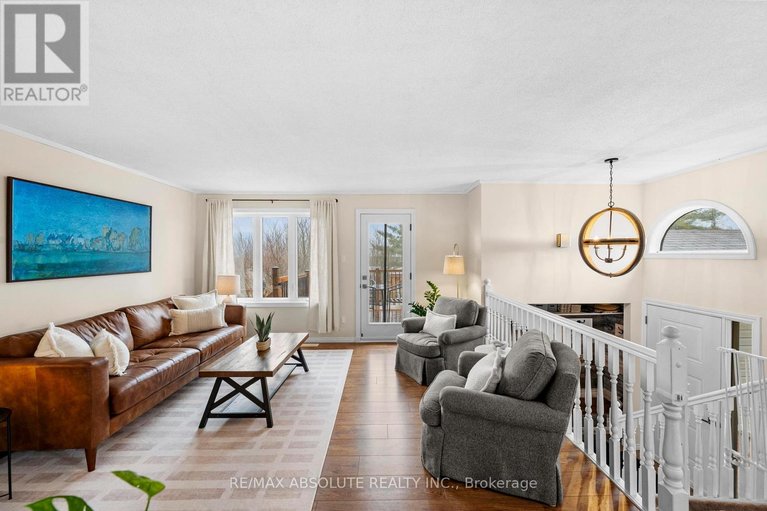 29612926/1877-russett-drive/mcnabbraeside-twps/mcnabbraeside/ontario/K7S3G8_4