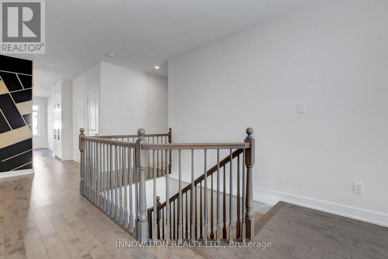28892274/565-bobolink-ridge/stittsville-south/ottawa/ontario/K2S2P4_5