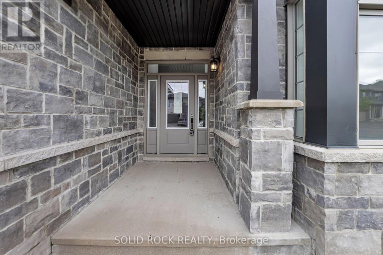 28976817/92-esban-drive/blossom-parkkemp-parkfindlay-creek/ottawa/ontario/K1X0J3_3