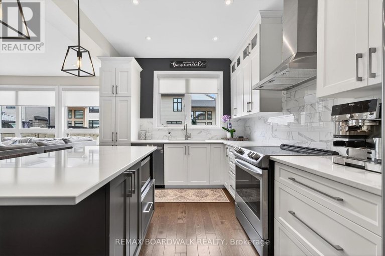 29665426/38-thunderbolt-street/emerald-meadowstrailwest/ottawa/ontario/K2V0L9_15