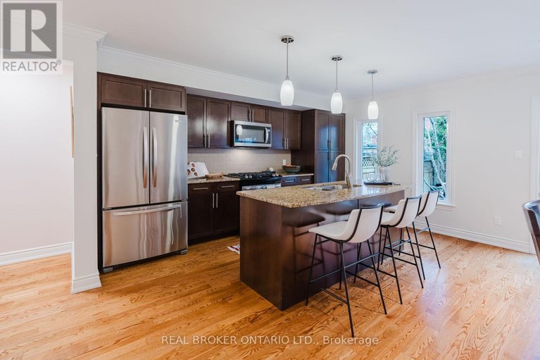 29687993/279-currell-avenue/westborohampton-park/ottawa/ontario/K1Z7J5_11