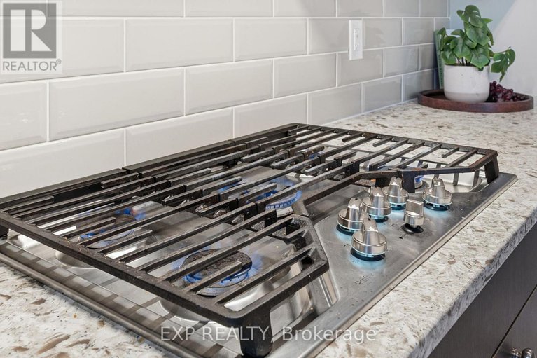 29231076/118-discovery-crescent/stittsville-north/ottawa/ontario/K2S0Z9_23