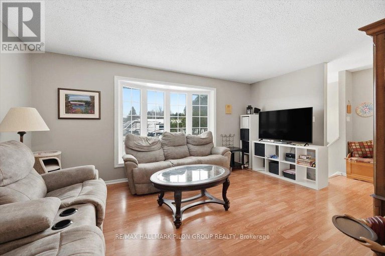 29323247/2620-denise-avenue/navan/ottawa/ontario/K4B1J8_4