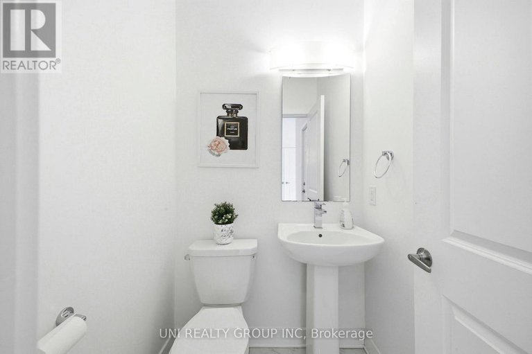 29428717/828-chipping-circle/riverside-southgloucester-glen/ottawa/ontario/K4M0E7_5