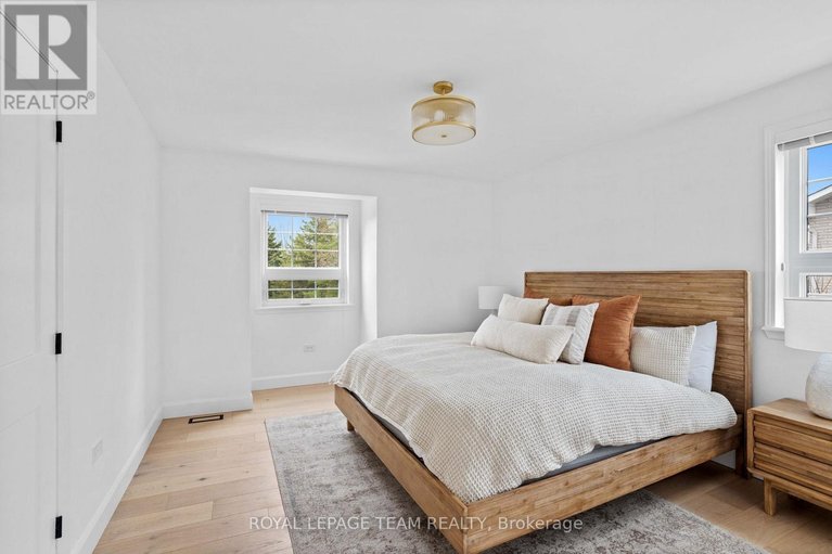 29471993/5545-van-vliet-road/manotick-long-island-nicholls-island/ottawa/ontario/K4M1J4_25