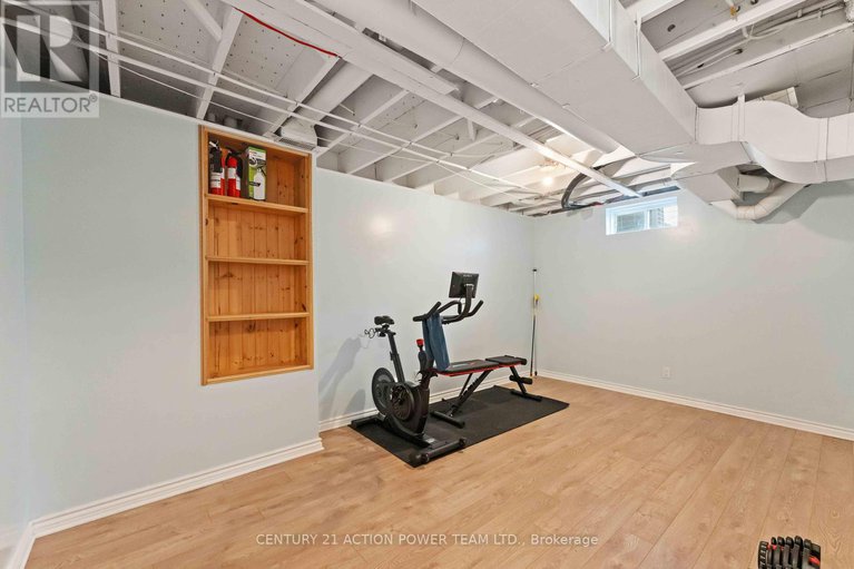 28258821/1887-hialeah-drive/fallingbrookgardenway-south/ottawa/ontario/K4A3T3_36