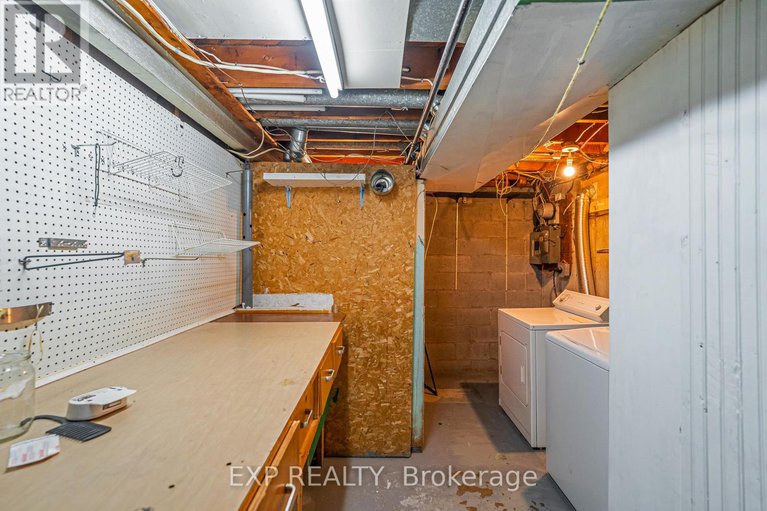 29171818/646-borthwick-avenue/castle-heightsrideau-high/ottawa/ontario/K1K2L9_26