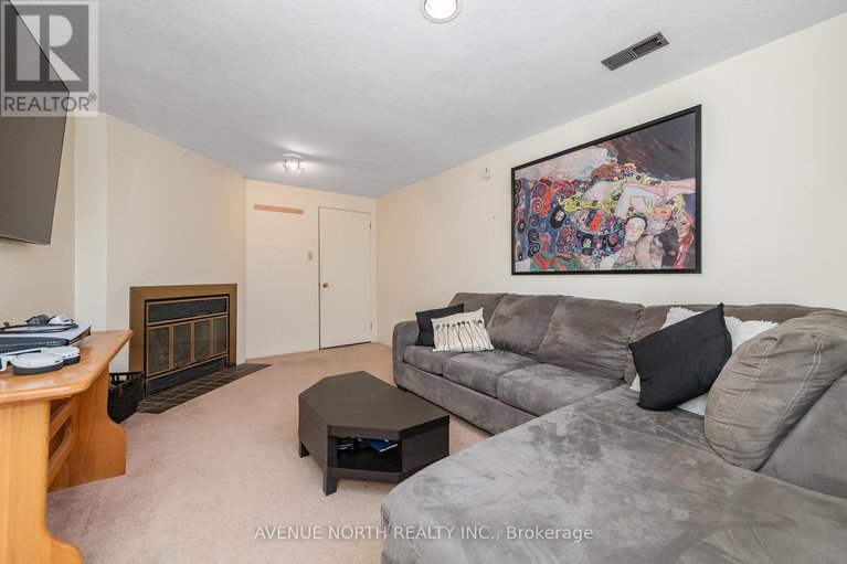 29251026/128-midsummer-terrace/queenswood-heights-south/ottawa/ontario/K1E3V3_38