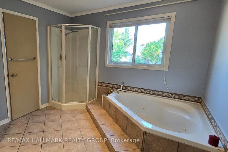 28400251/976-laporte-street/town-of-rockland/clarence-rockland/ontario/K4K1A5_14