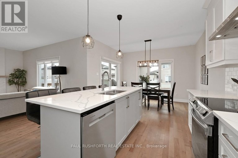 29685315/624-geneva-crescent/embrun/russell/ontario/K0A1W0_14