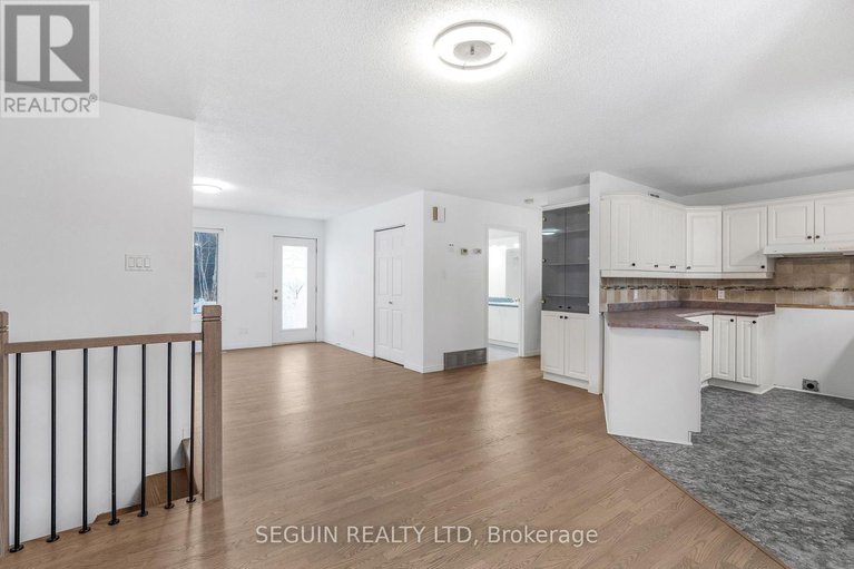 29211011/3704-pattee-road-e/east-hawkesbury-twp/hawkesbury/ontario/K6A2R2_7