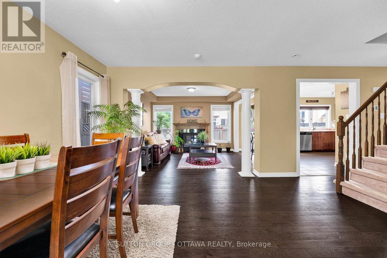 28556143/3596-cambrian-road/half-moon-bay/ottawa/ontario/K2J0S5_5