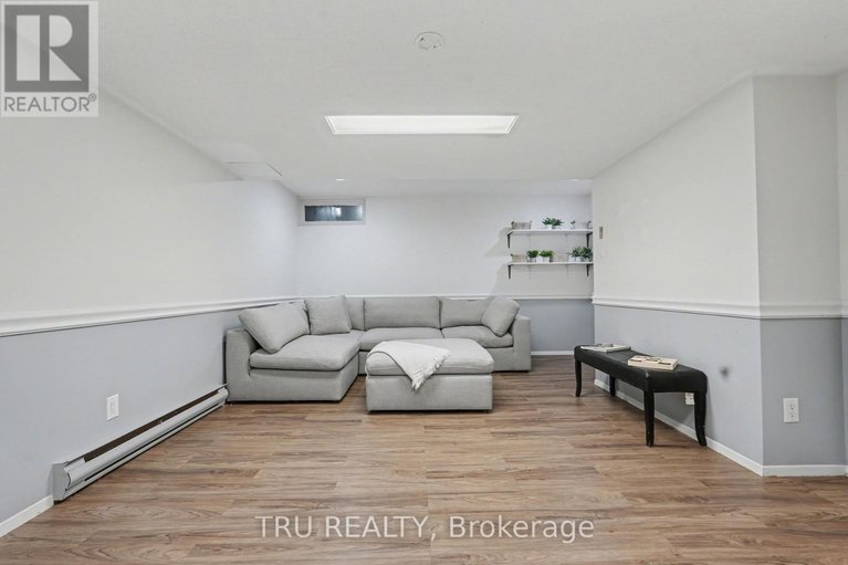 29425868/463f-moodie-drive/arbeatha-park/ottawa/ontario/K2H8T7_15