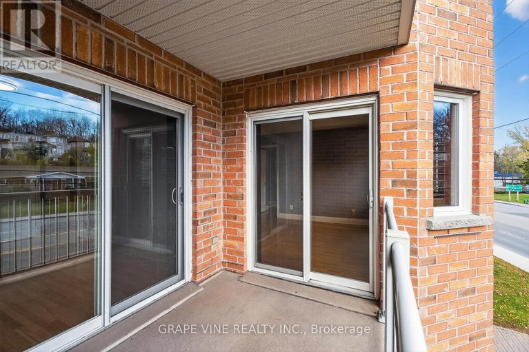 29082049/301u-1921-st-joseph-boulevard/convent-glen-south/ottawa/ontario/K1C0A3_26