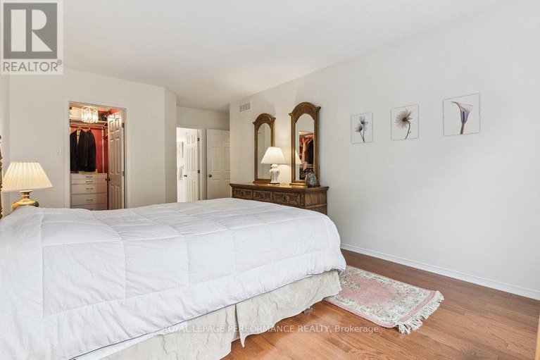 28546578/131-arrowwood-drive/stittsville-south/ottawa/ontario/K2S2G3_27