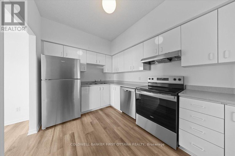 29430525/1403-215-parkdale-avenue/mechanicsville/ottawa/ontario/K1Y4T8_20