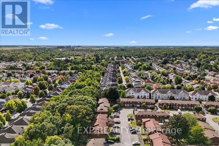 29220422/3166-stockton-drive/blossom-parkkemp-parkfindlay-creek/ottawa/ontario/K1T1S1_39