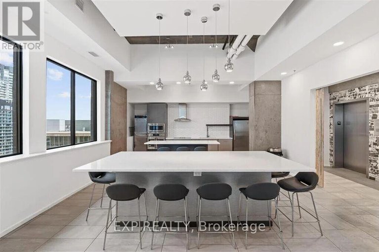 29288882/912-105-champagne-avenue-s/west-centre-town/ottawa/ontario/K1S5E5_35