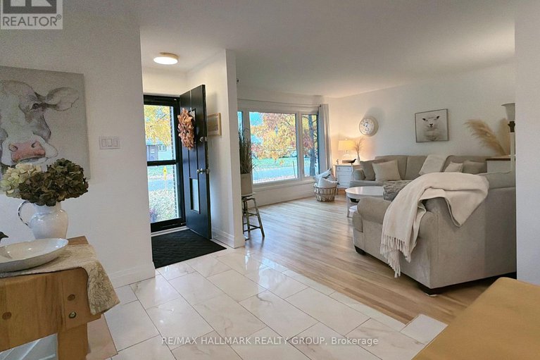 29062143/2424-joliffe-street/hawthorne-meadows/ottawa/ontario/K1G1G9_2