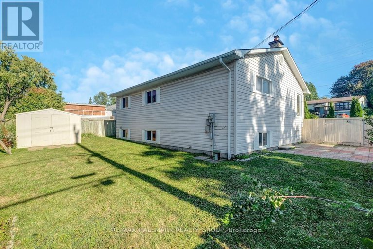 28869609/6957-notre-dame-street/chateauneuf/ottawa/ontario/K1C1H8_47