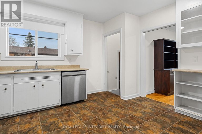 29634426/65-david-drive/meadowlandsst-claire-gardens/ottawa/ontario/K2G2N2_29