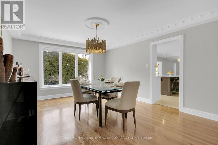 28224852/19-campfield-court/pineglencountry-place/ottawa/ontario/K2E7X8_12