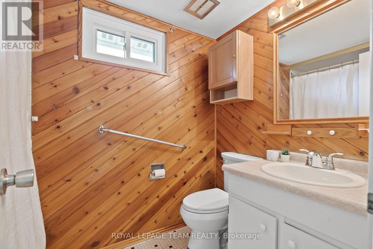 28819886/95-coburn-avenue/glencairnhazeldean/ottawa/ontario/K2L1G4_24