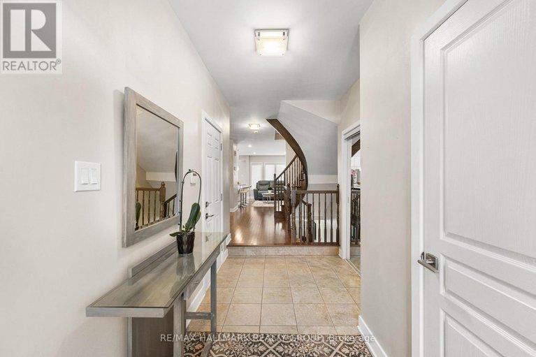 29150992/311-travis-street/mer-bleuebradley-estatesanderson-park/ottawa/ontario/K1W0E5_3