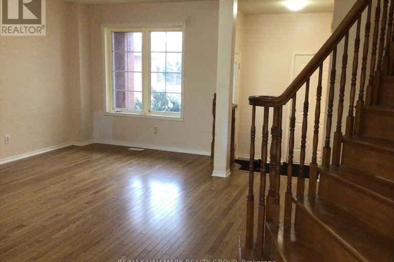 29119256/1586-duplante-avenue/fallingbrookpineridge/ottawa/ontario/K4A4A1_4