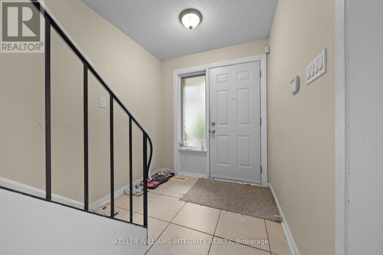 28288264/193-3310-southgate-road/south-keys/ottawa/ontario/K1V8X4_9