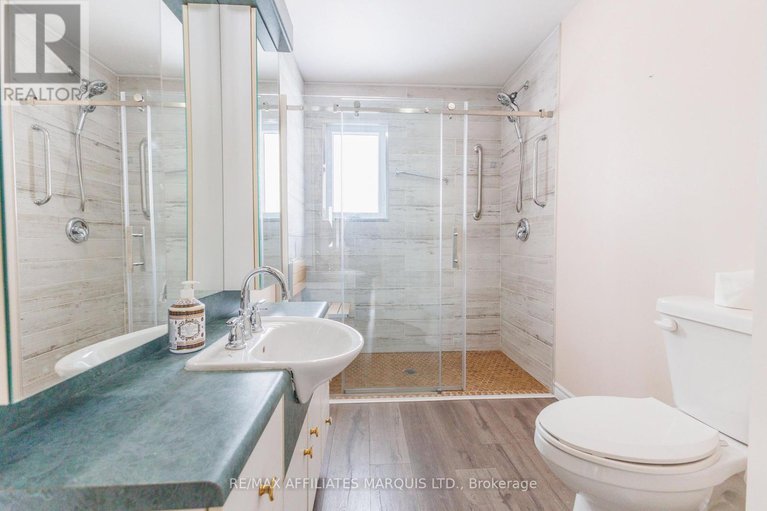 29400104/137-park-avenue/alexandria/north-glengarry/ontario/K0C1A0_15